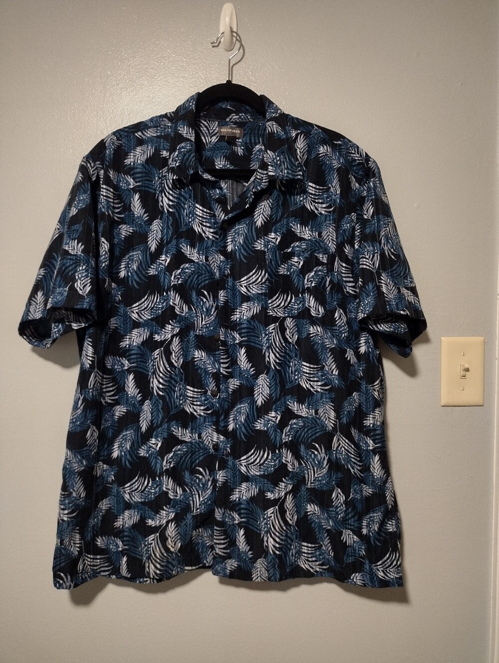 Van Heusen Air Black and Blue Tropical Button Down Shirt